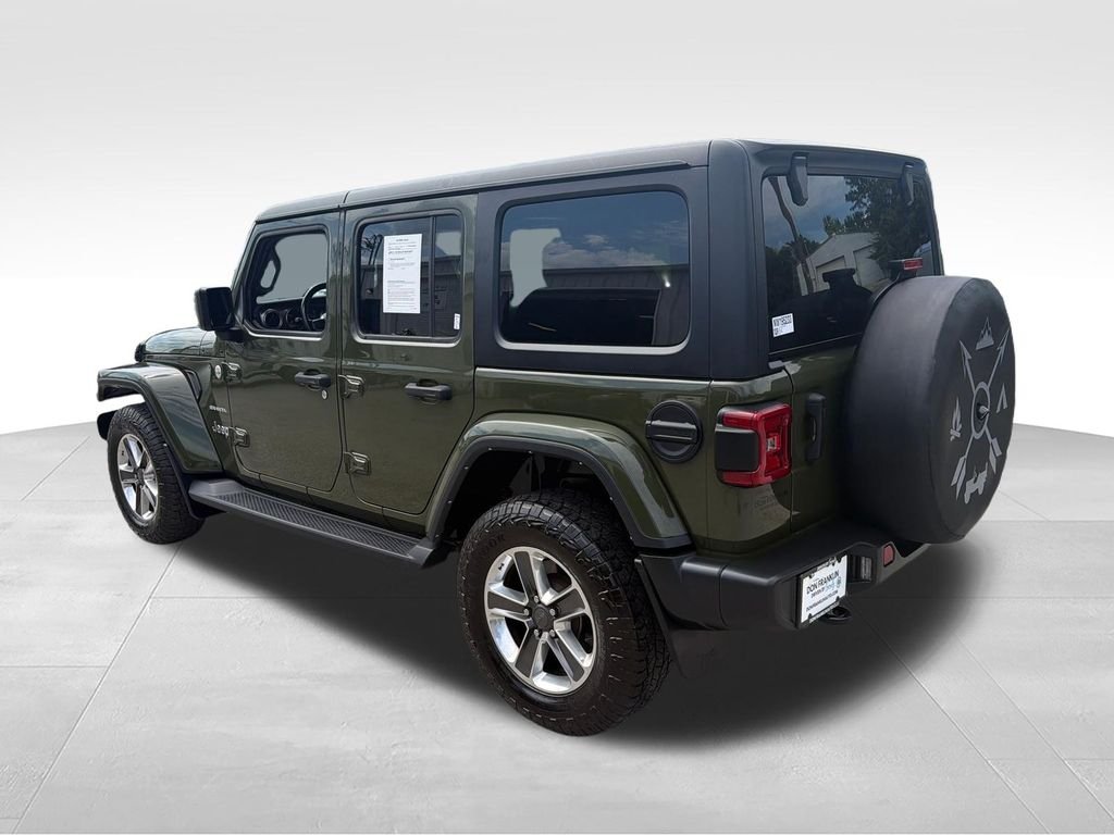 Used 2022 Green Jeep Unlimited Sahara image 3