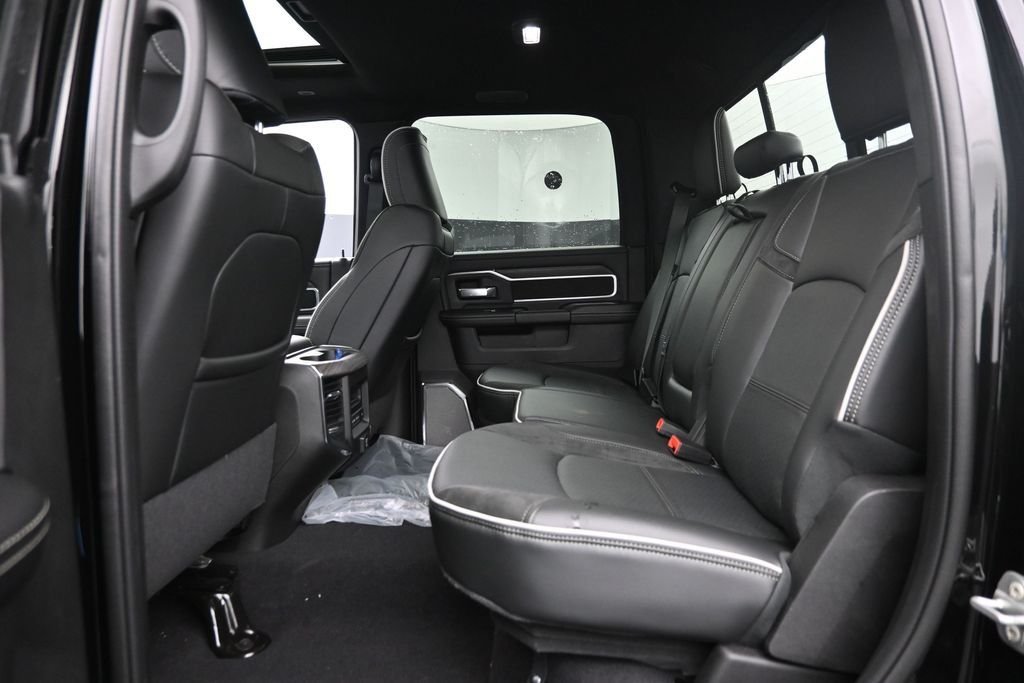 New 2026 Diamond Black Crystal Pearl-Coat Exterior Paint RAM Laramie image 12