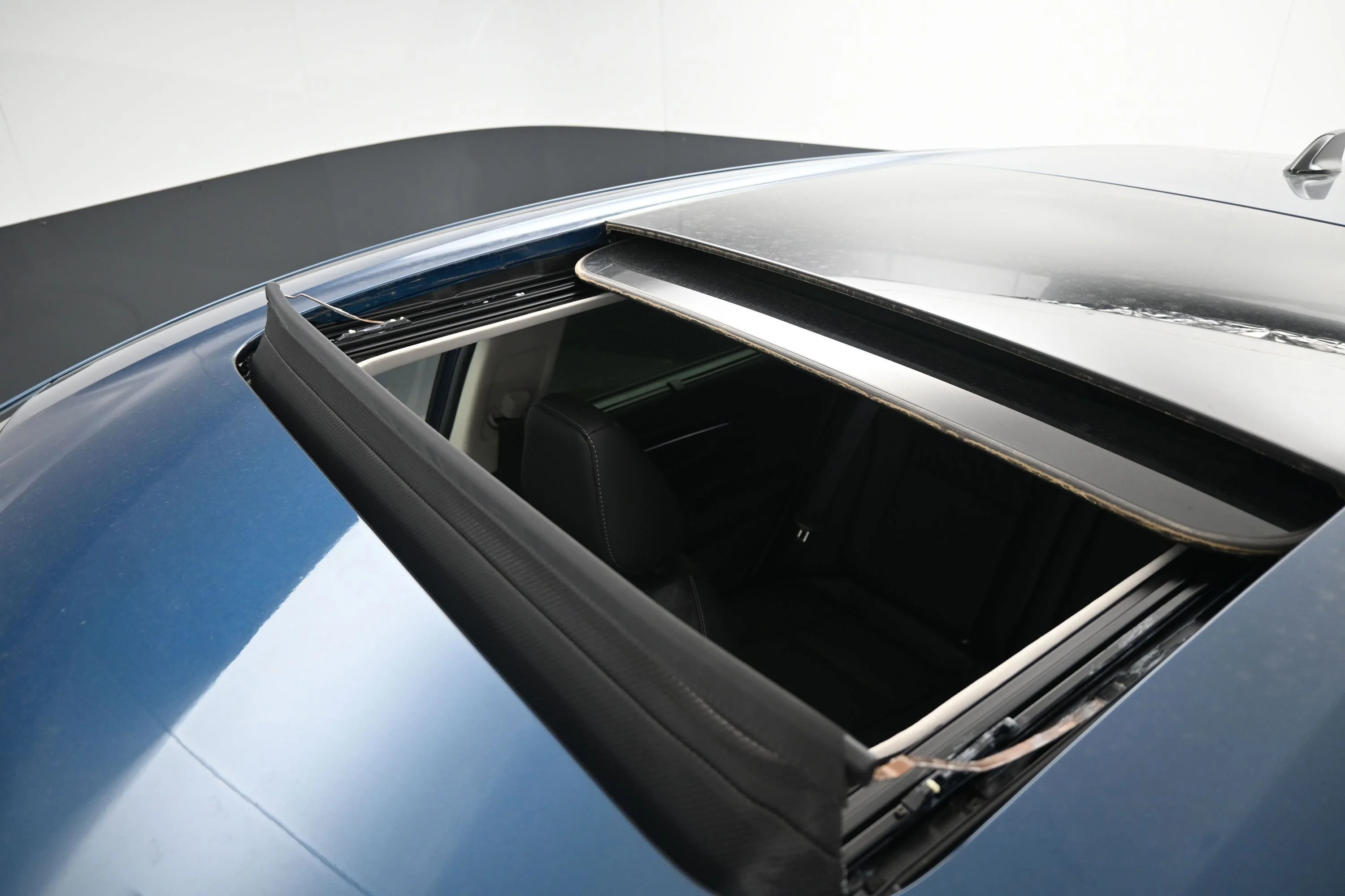 New 2026 Aurora Blue Pearl Metallic Nissan Platinum image 21