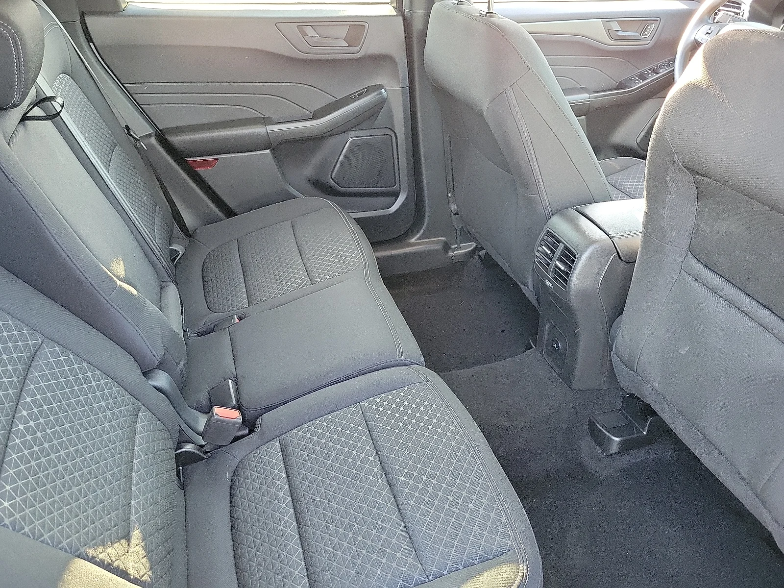 Used 2025 Silver Metallic Ford Active image 19