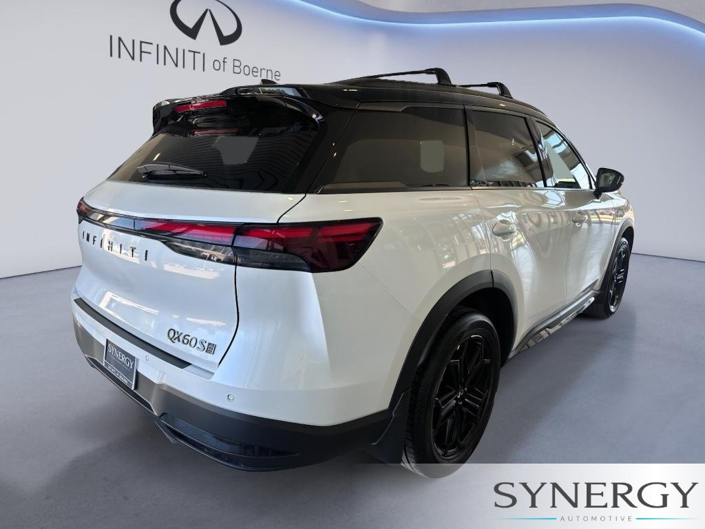 New 2027 2T RAD WHT INFINITI Sport AWD image 6