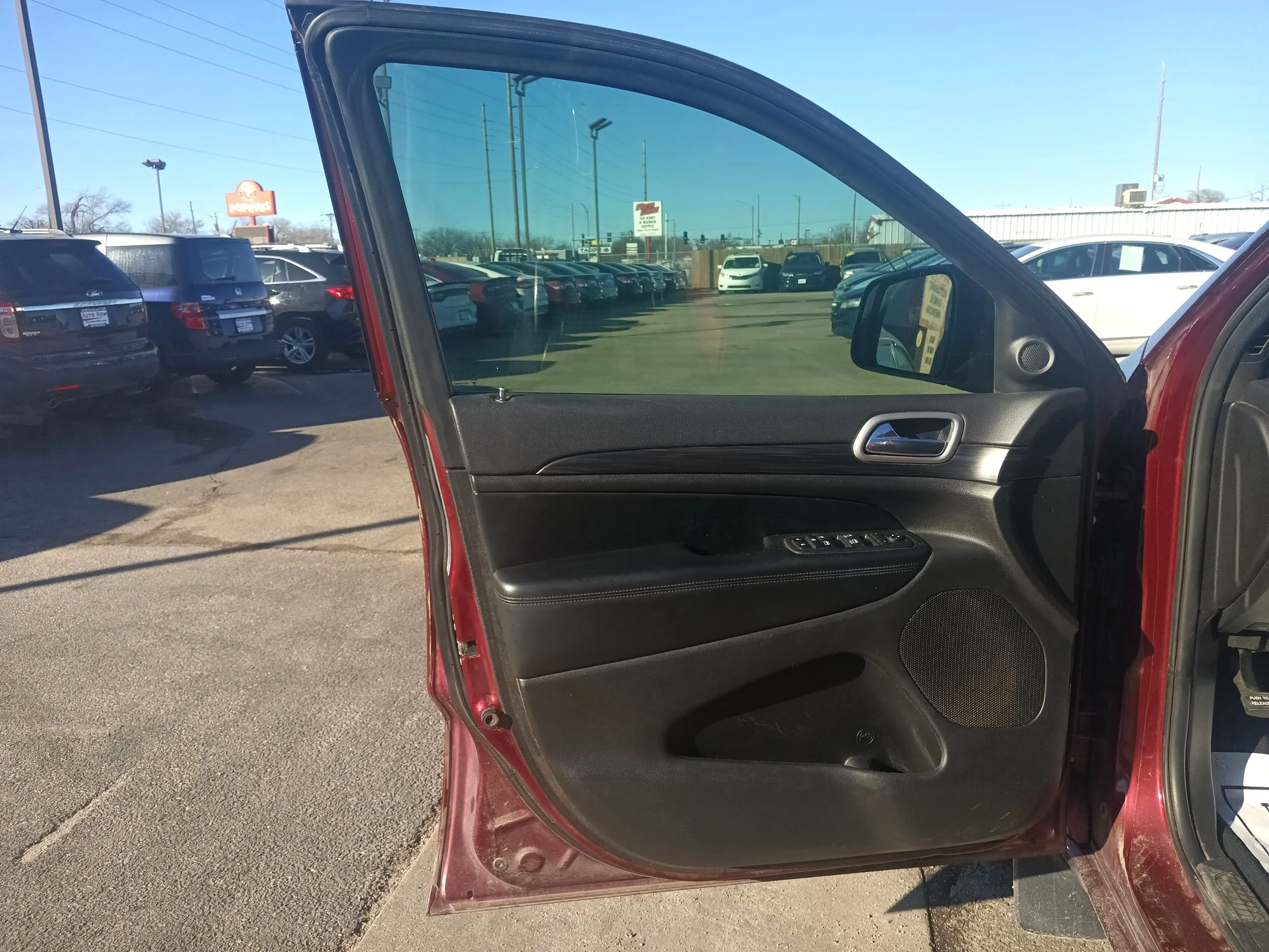 Used 2020 Maroon Jeep Altitude 4X4 image 17