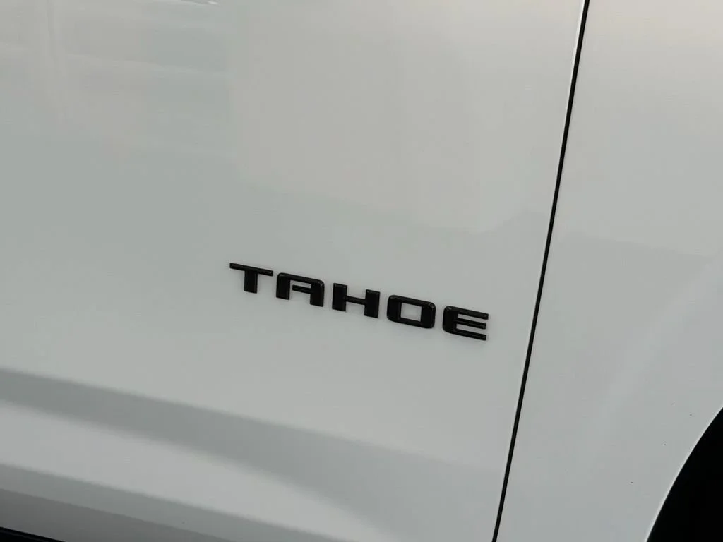 Used 2023 SUMMIT WHITE Chevrolet RST image 8