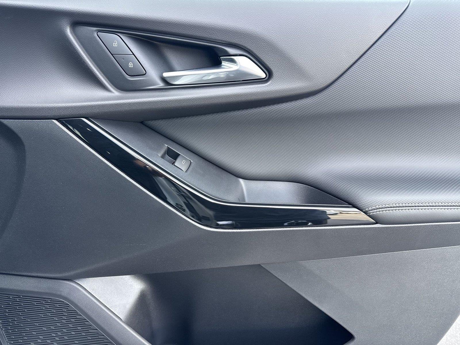2027 Chevrolet Equinox LT - Photo 33