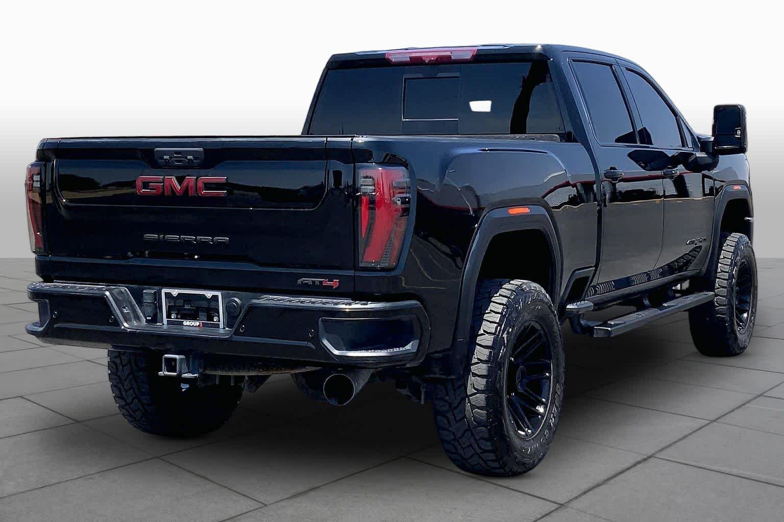 Used 2024 Onyx Black GMC AT4 image 13