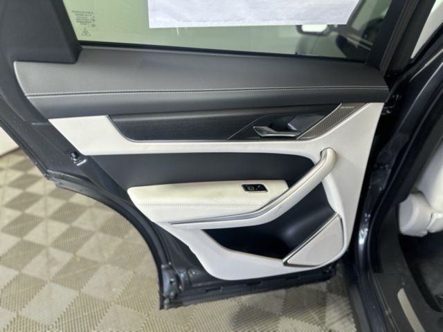 2026 Jaguar F-Pace R-Dynamic S - Photo 14