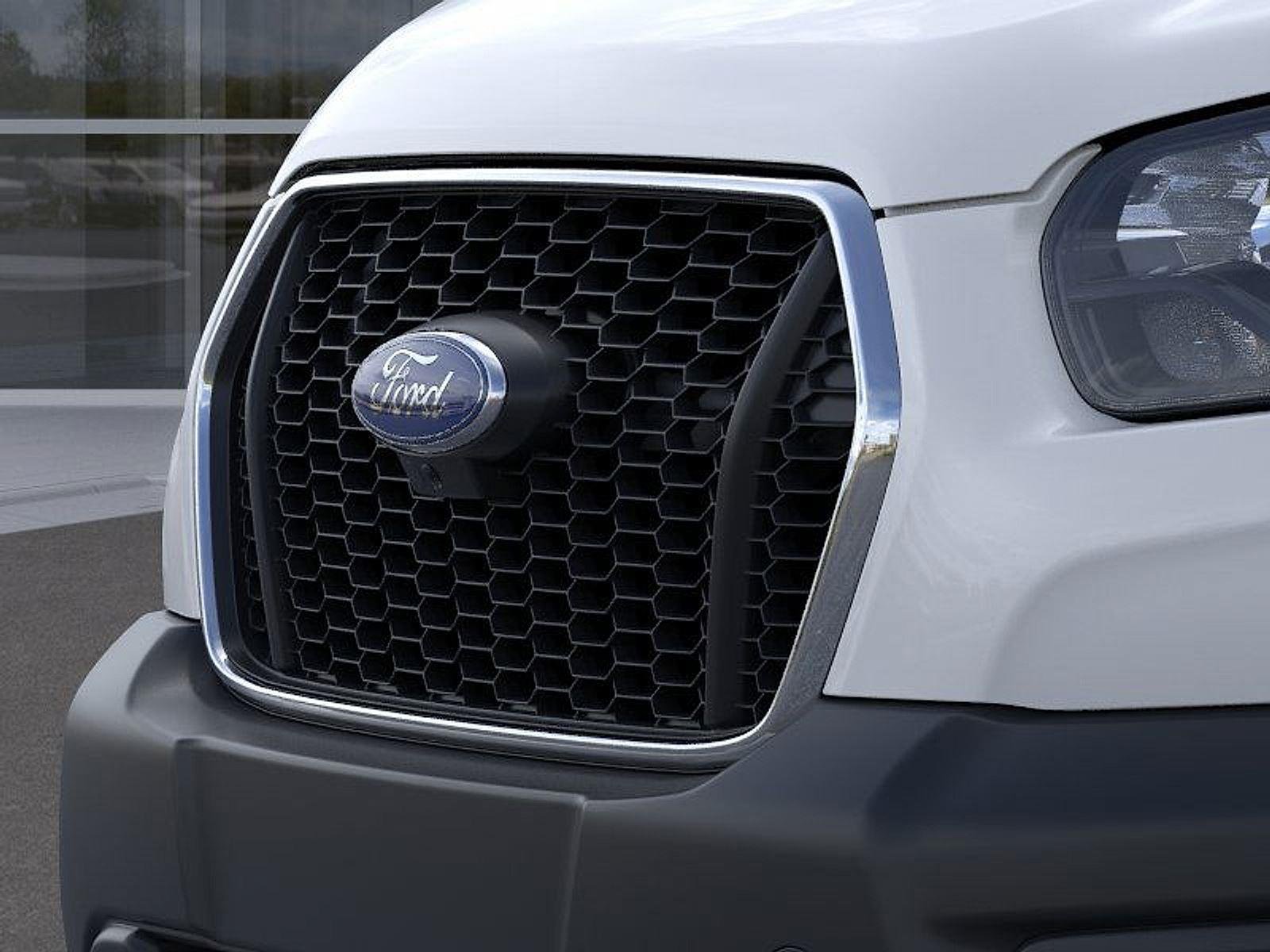2025 Ford Transit Passenger Van XL - Photo 18
