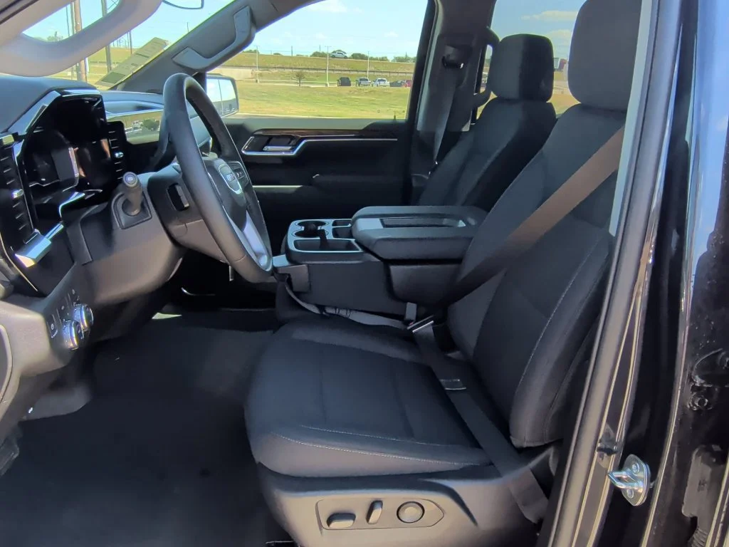 2025 GMC Sierra 1500 Elevation - Photo 12