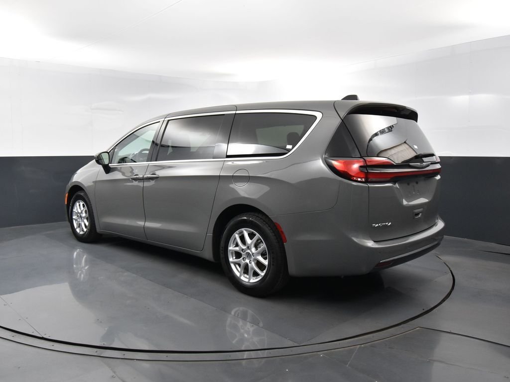Used 2023 White Chrysler Touring L image 32