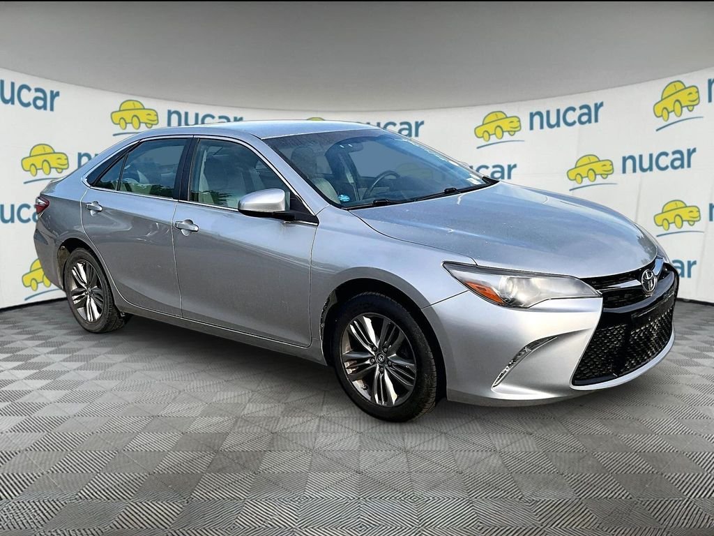 Used 2017 Silver Toyota SE image 1