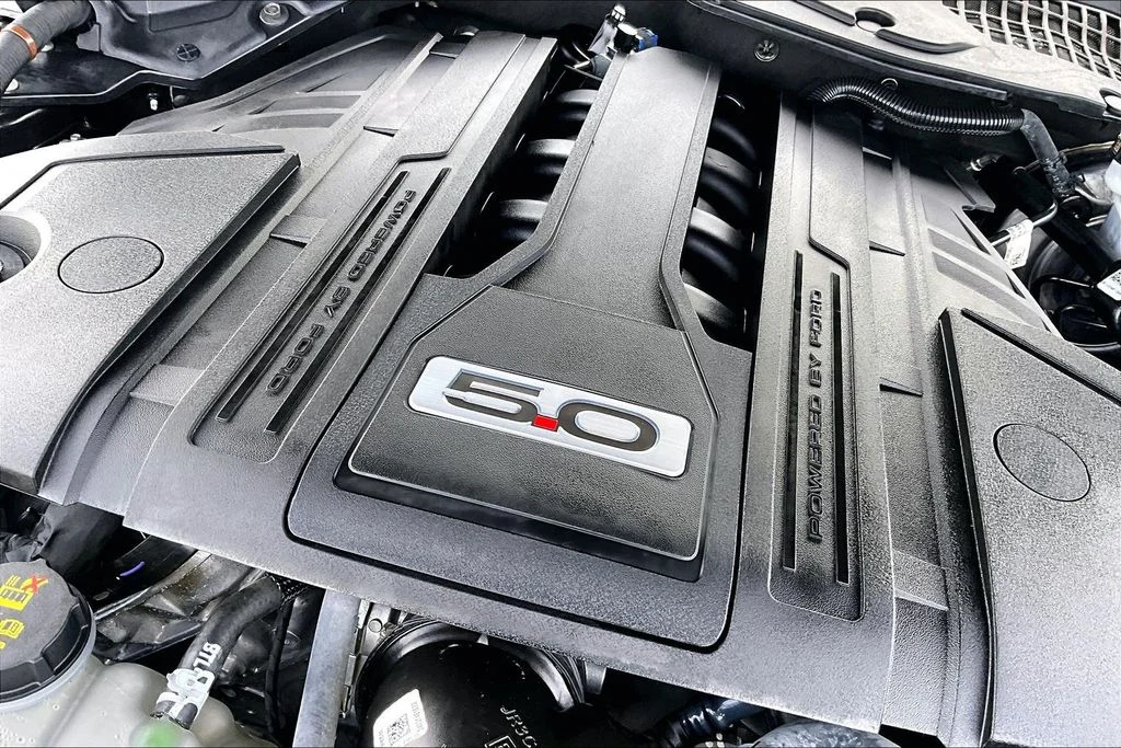 Used 2022 Gray Ford  image 33