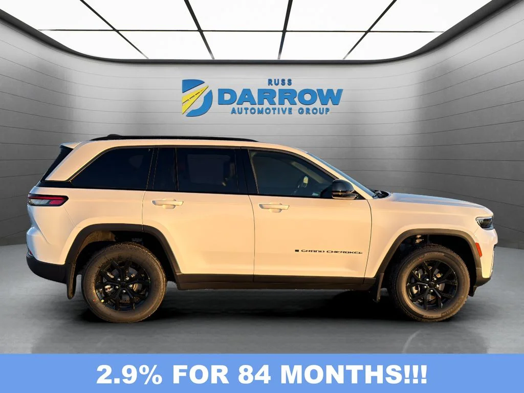 New 2026 Bright White Clear-Coat Exterior Paint Jeep Altitude image 6
