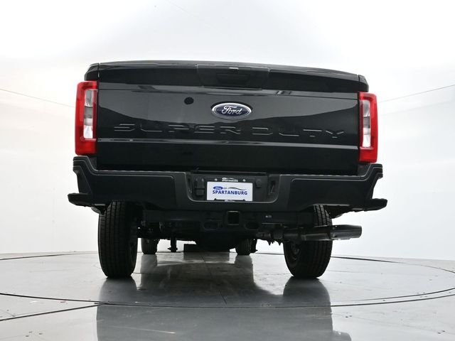 Used 2026 Black Ford XL image 31