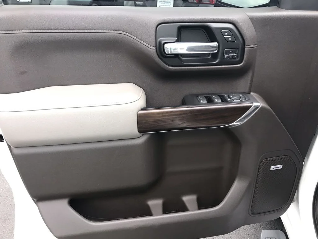 Used 2019 White GMC SLT image 13