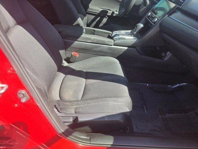 Used 2018 Rallye Red Honda EX-T image 28