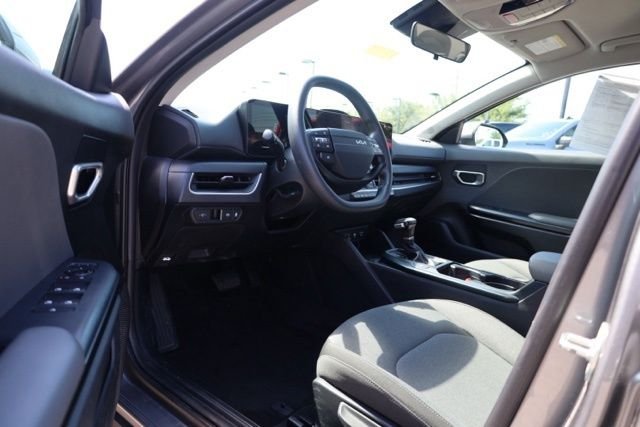 Used 2025 Steel Gray Kia LXS image 9