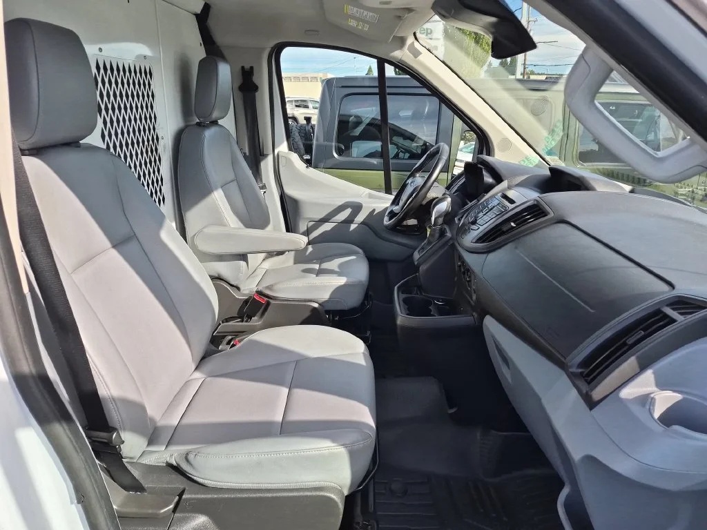 Used 2016 Oxford White Ford Base image 27
