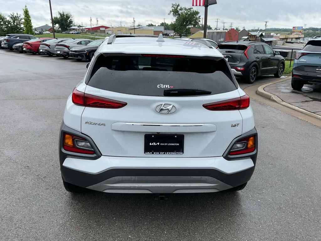 Used 2019 Chalk White Hyundai Limited image 9
