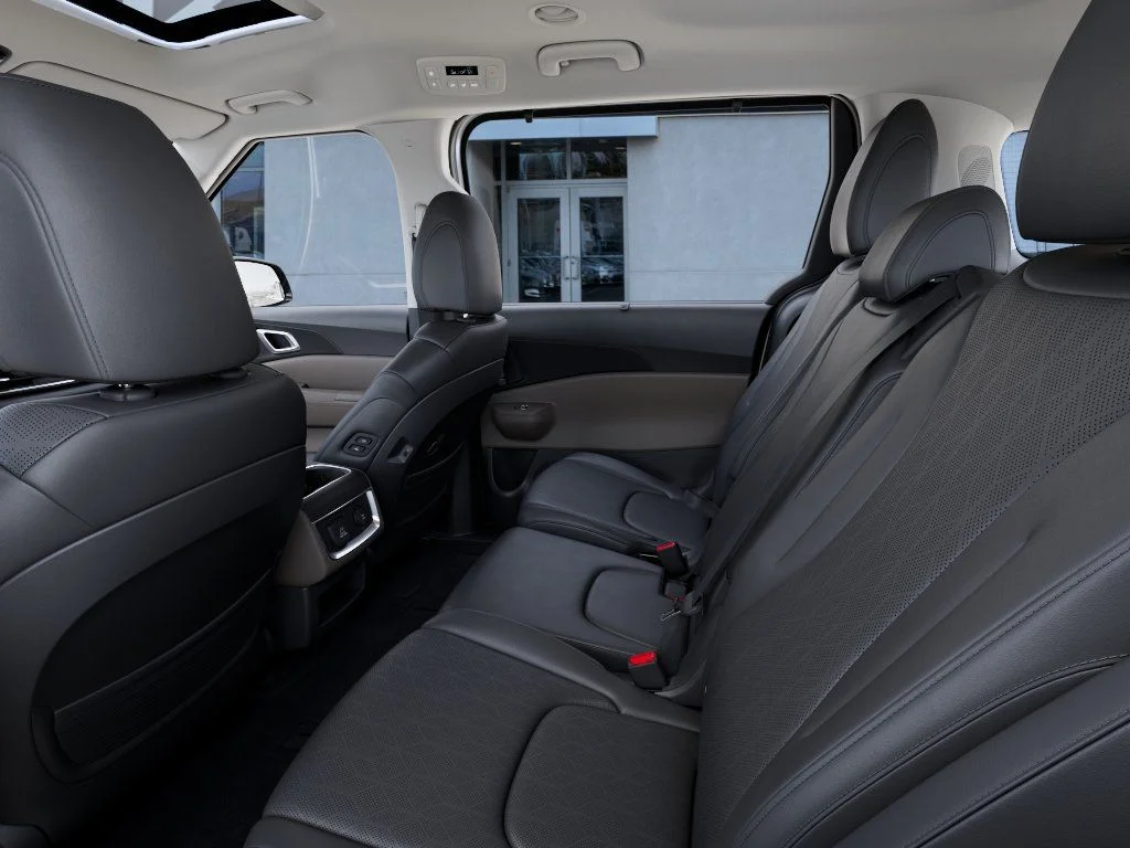 2026 Kia Carnival SX - Photo 18