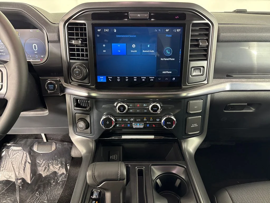 New 2026 White Ford Lariat image 29