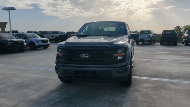 New 2026 Carbonized Gray Metallic Ford XLT image 73