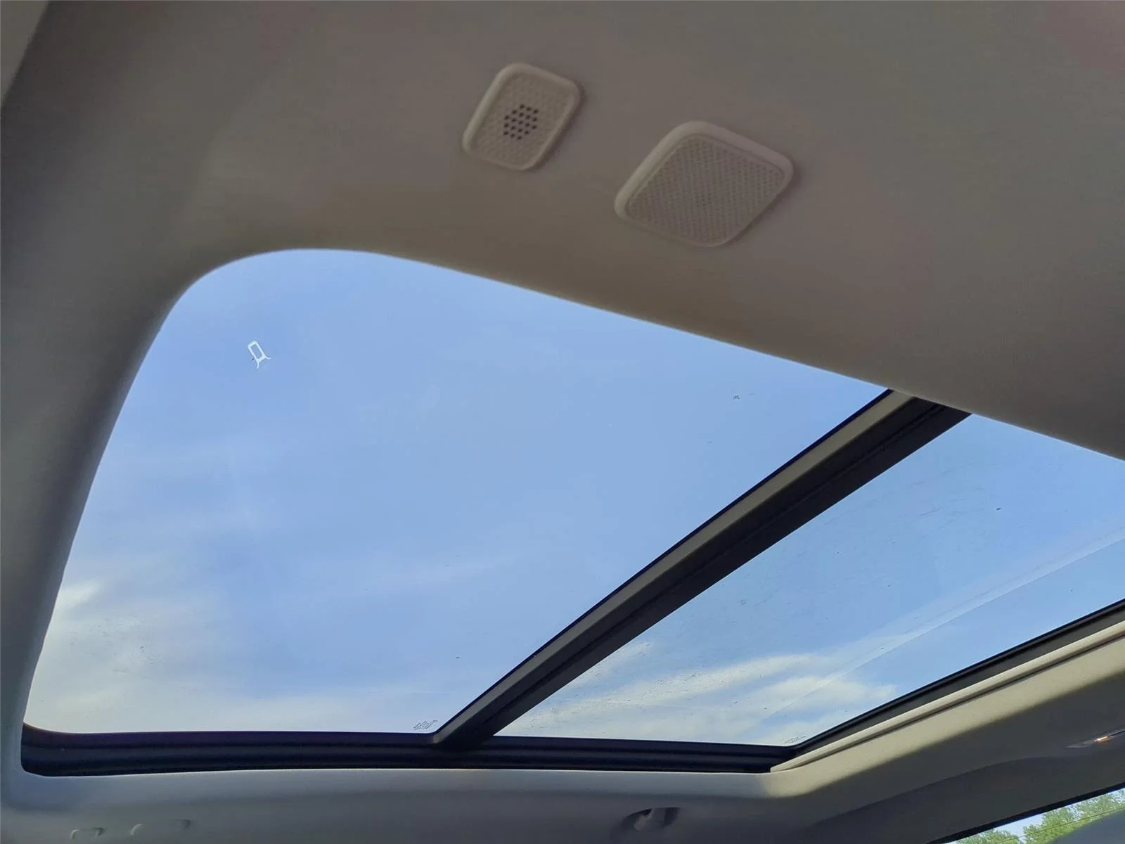 Used 2023  TOYOTA  image 32