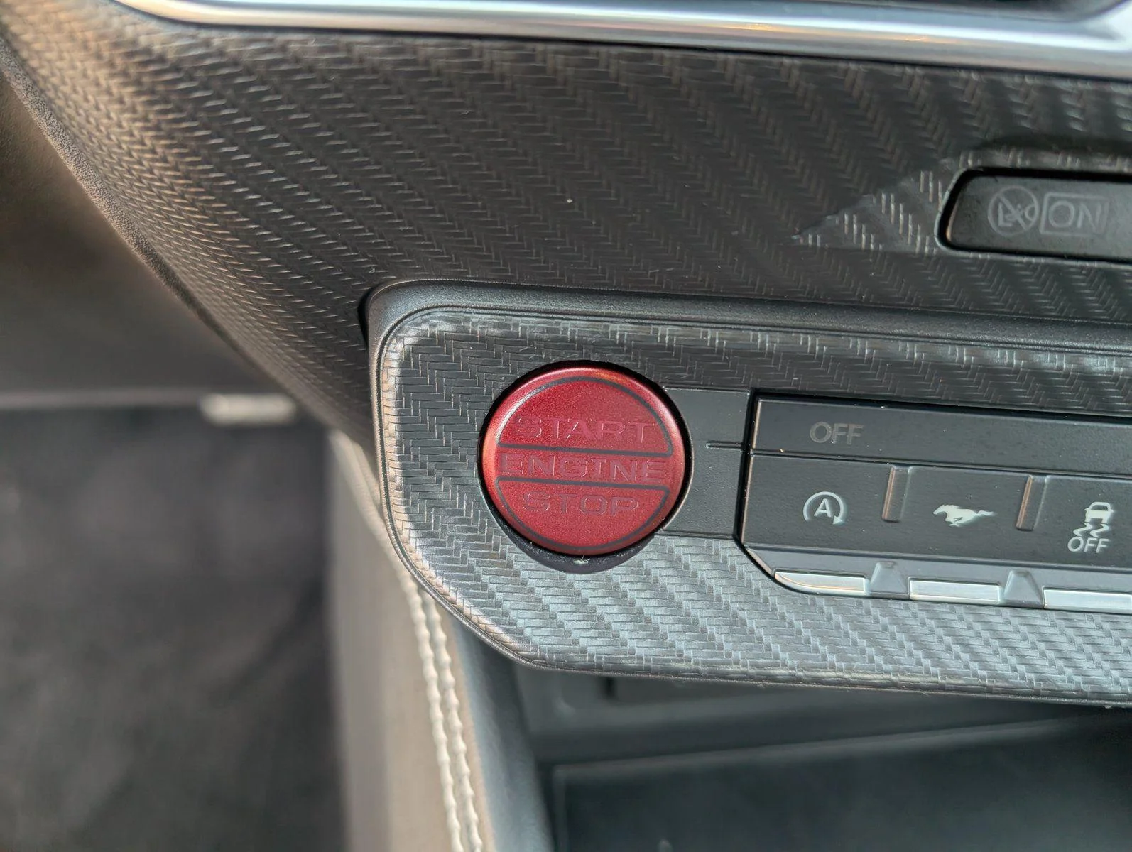 Used 2025 Vapor Blue Ford GT Premium image 25