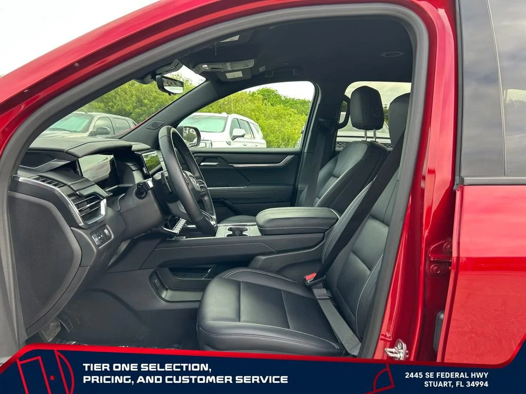 Used 2026 Volcanic Red Tintcoat GMC Elevation image 11