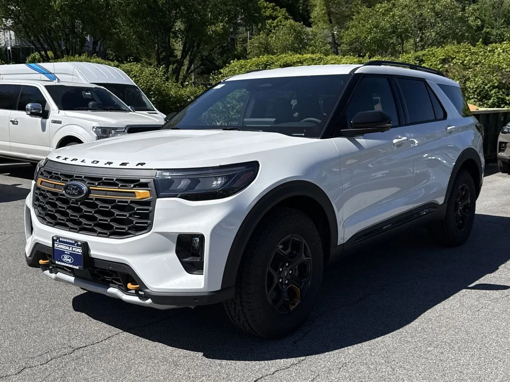 New 2026 White Ford Tremor image 7