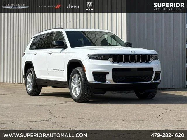 New 2026 Bright White Clear-Coat Exterior Paint Jeep Laredo X image 1