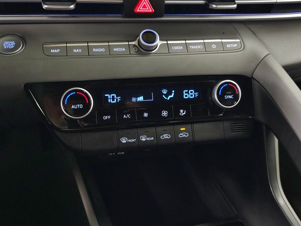 2024 Hyundai Elantra SEL - Photo 26