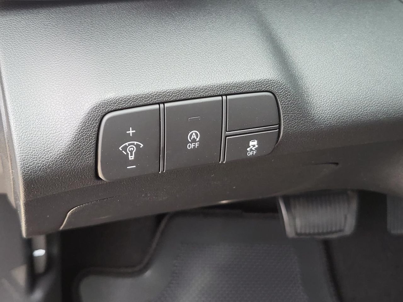 New 2026 Ecotronic Gray Hyundai SE image 14