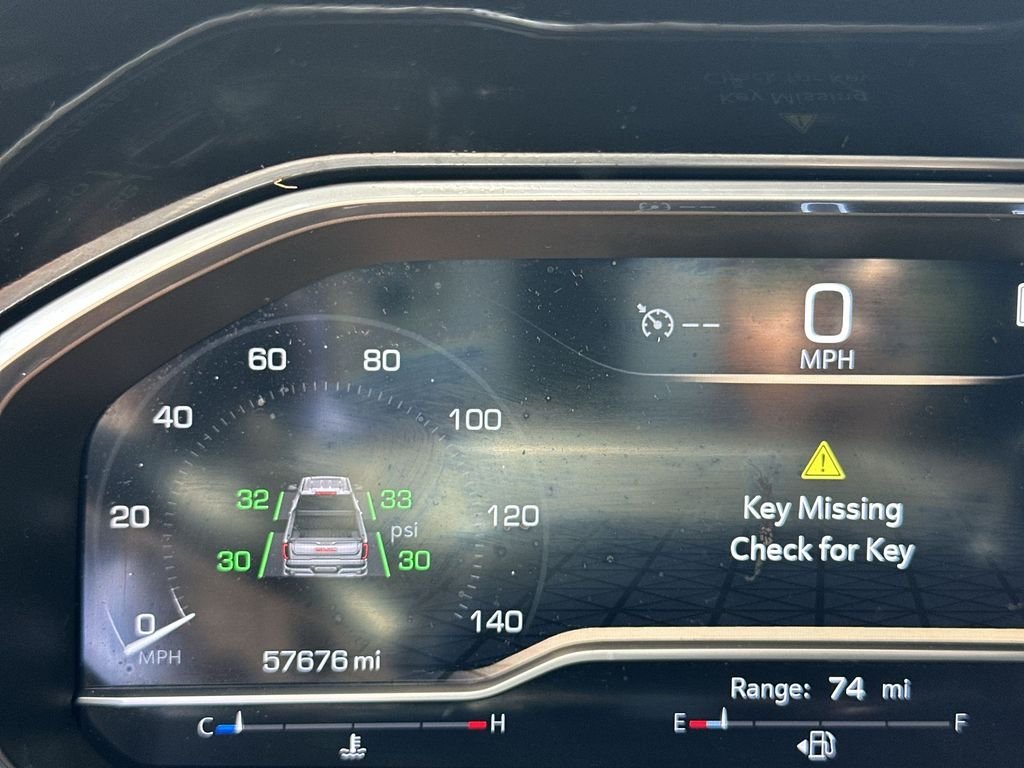 Used 2022 ONYX BLACK GMC Elevation image 4