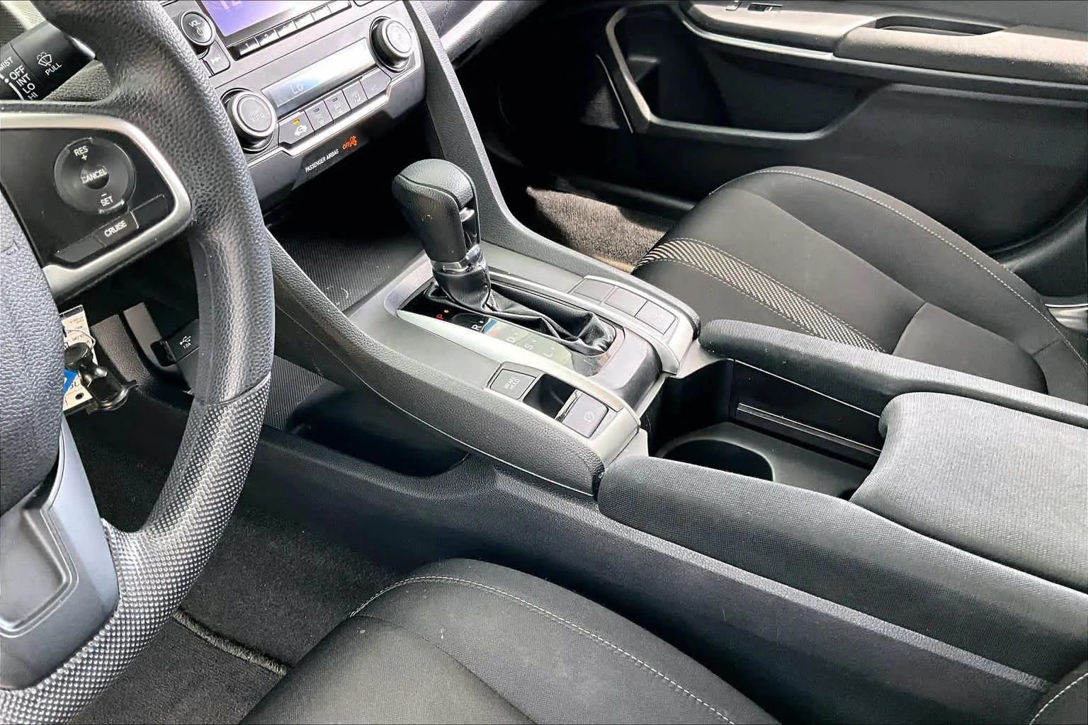 Certified Used 2018 Crystal Black Pearl Honda LX image 16