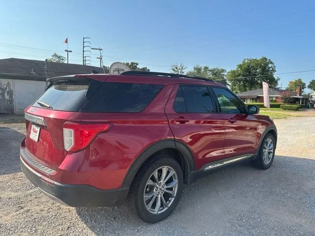 Used 2021 Red Ford XLT image 13