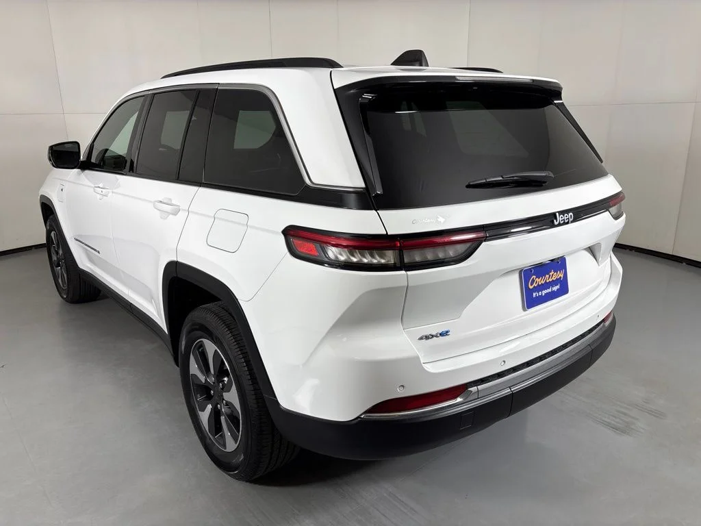 Used 2024 White Jeep 4xe image 6