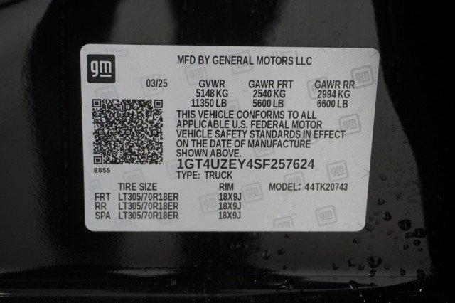 Used 2025 Onyx Black GMC AT4X image 43