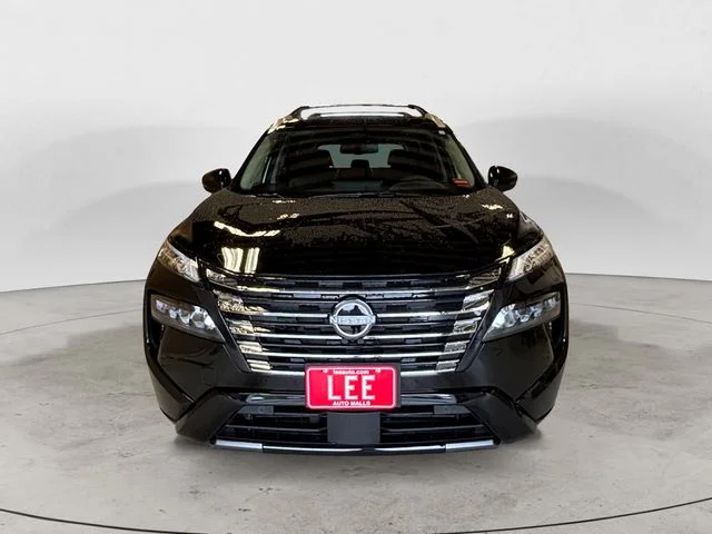New 2026 Super Black Nissan Platinum image 9