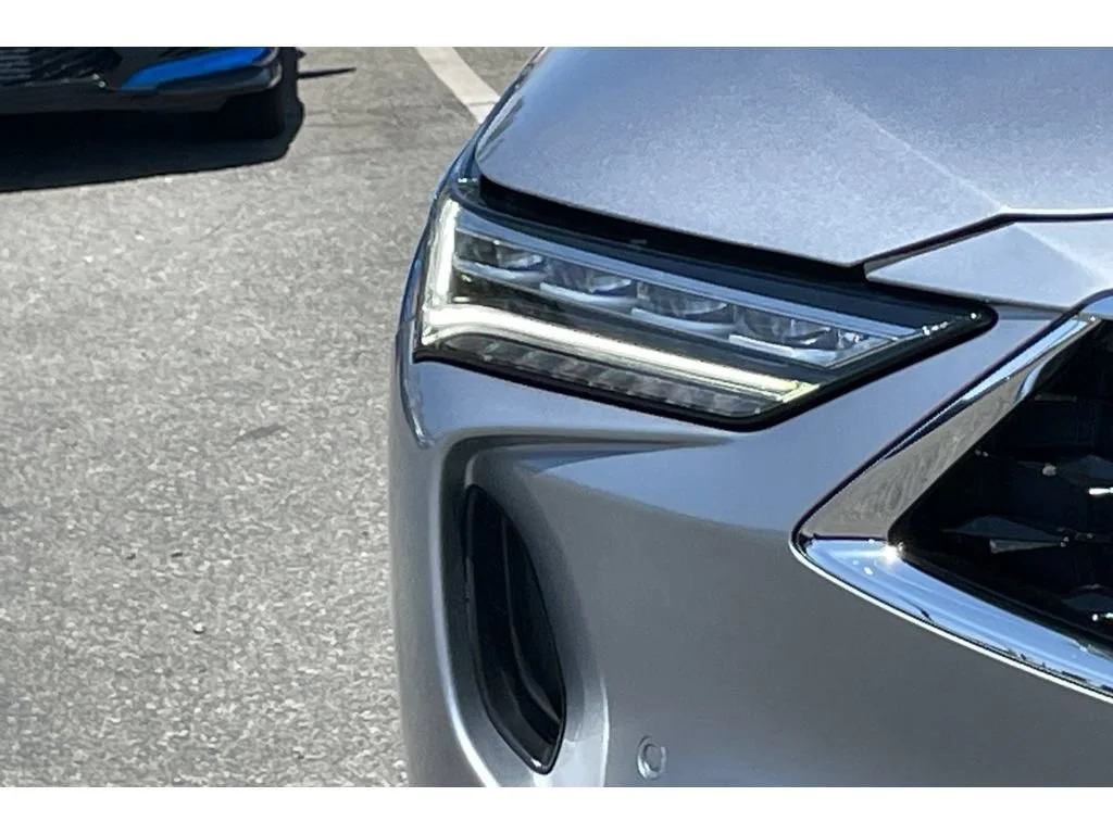 Used 2023 Lunar Silver Metallic Acura TECH image 102