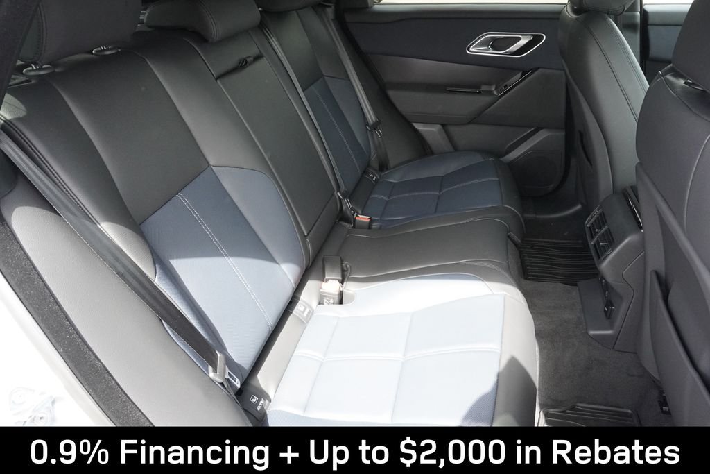 New 2026 Arroios Grey Land Rover Dynamic SE image 27