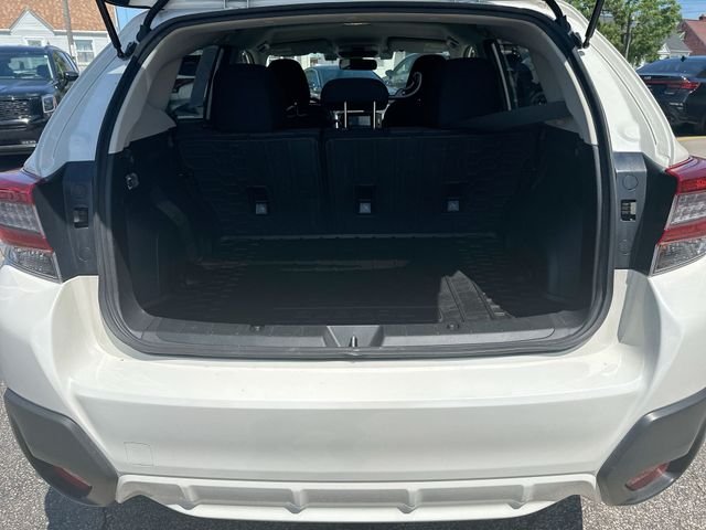 Used 2023 White Subaru Base image 21