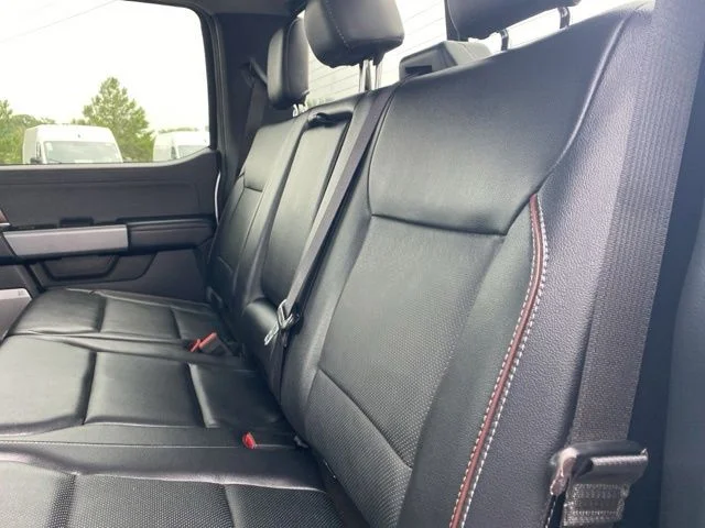 Used 2023 Silver Ford Lariat image 38