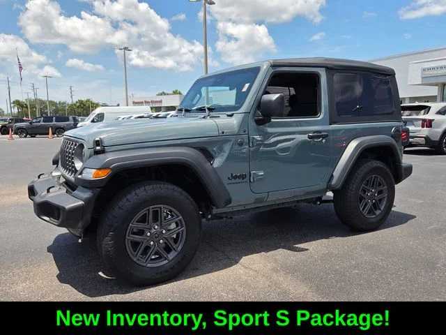 Certified Used 2025 Gray Jeep Sport S image 3
