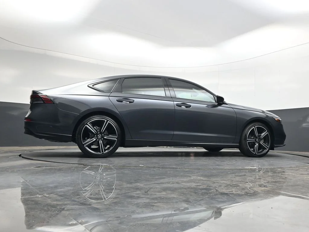 New 2026 Meteorite Gray Metallic Honda SE image 33