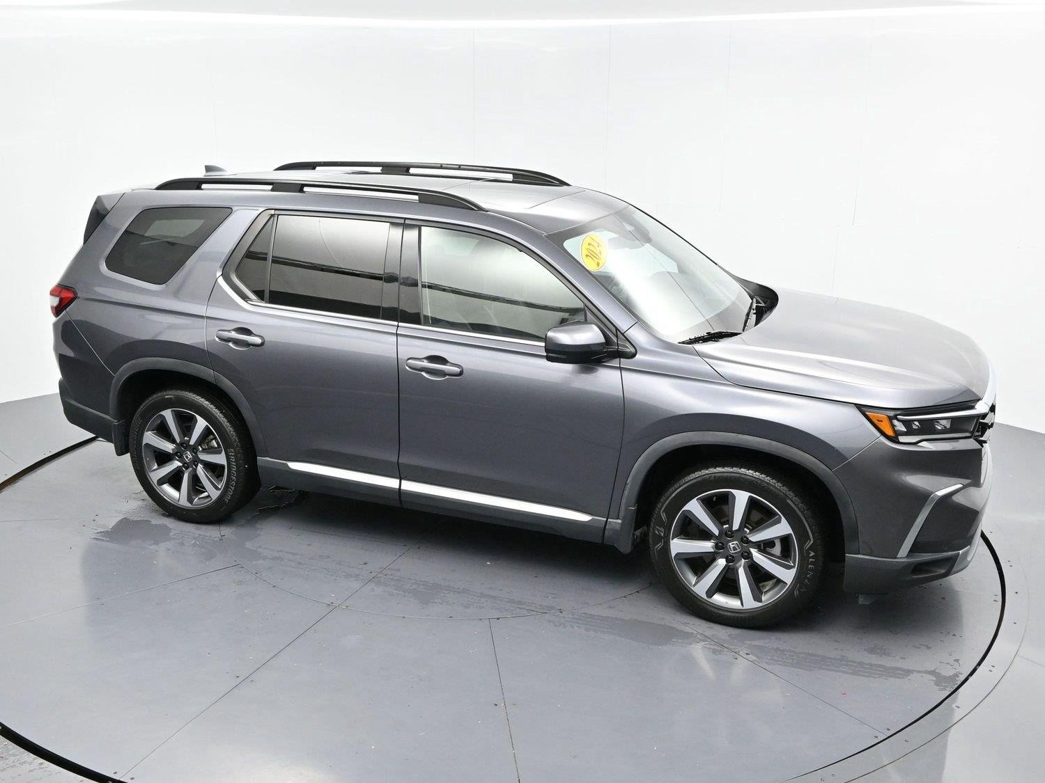 Used 2024 Gray Honda Touring image 43