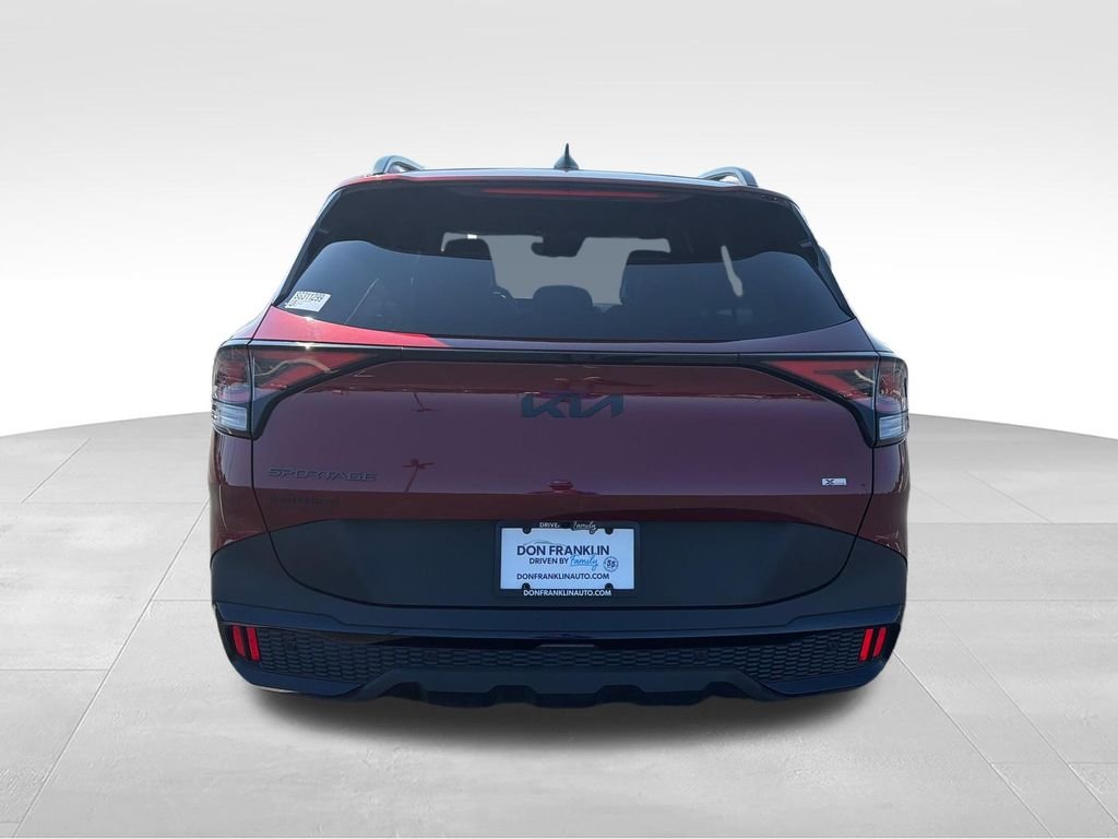 Used 2025 Red Kia X-Line image 4
