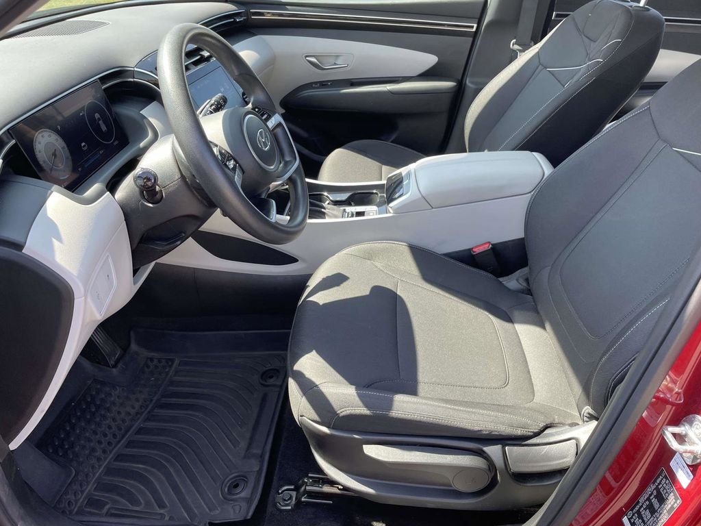 Used 2024 Red Hyundai SE image 13
