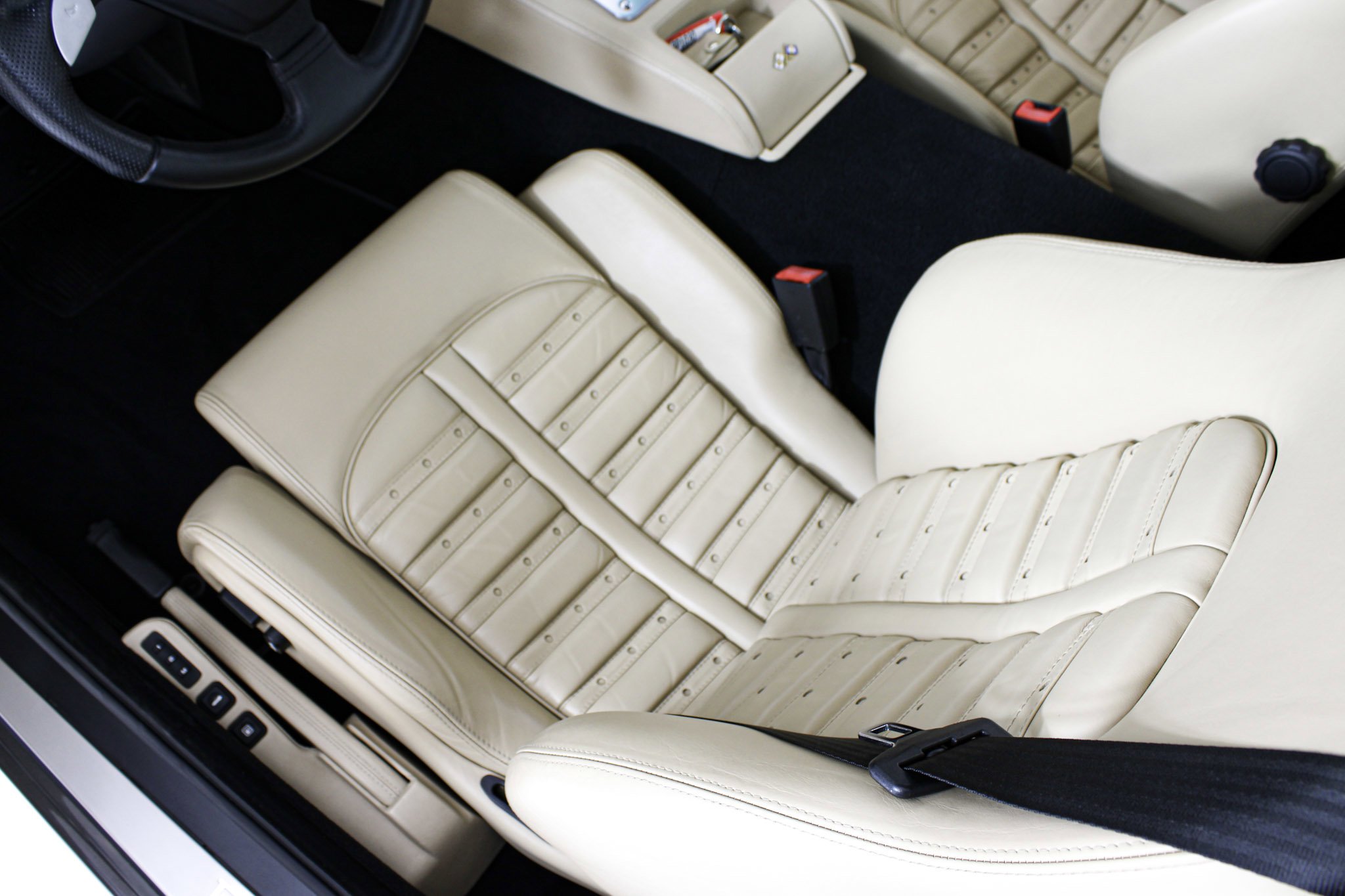Used 2003 Gray Ferrari  image 30