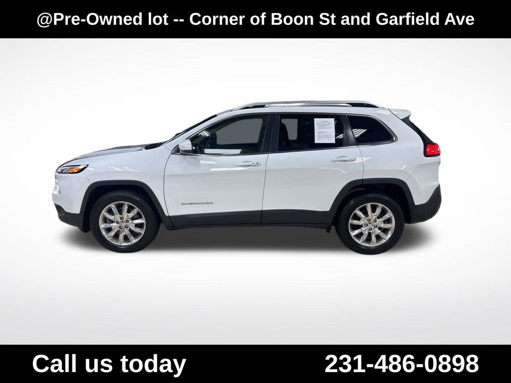 Used 2017 White Jeep Limited image 2