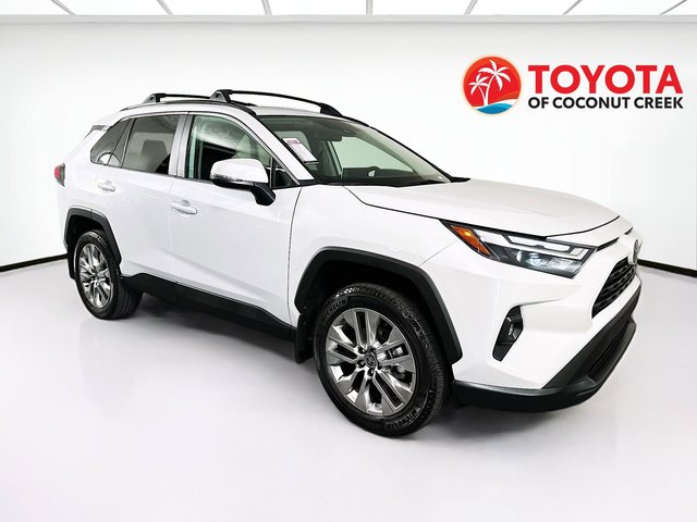 2025 Toyota RAV4 media 1